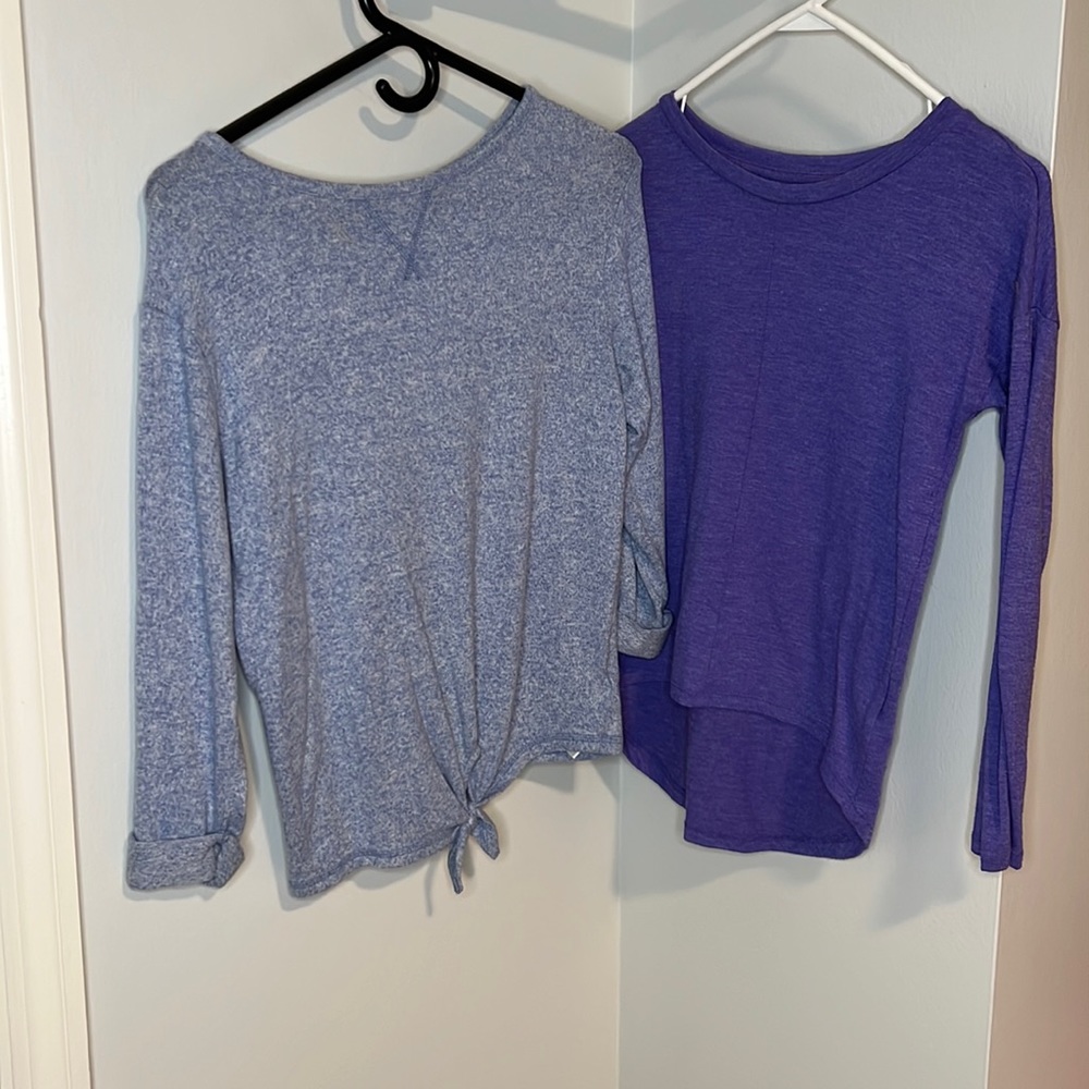 Long sleeve shirt bundle, 2 shirts kids size medium(8), soft and comfortable